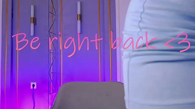 Snapshot of Smiley_Mia chatting on 31, 1, 2025 Smiley Mia online show from 31, 1, 2025