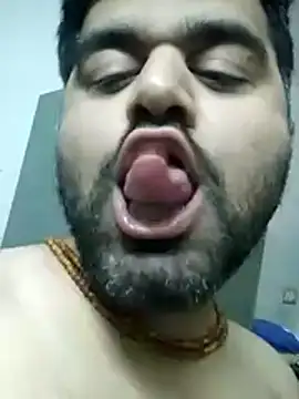 Snapshot of Happyman300 chatting on 9, 11, 2025 Happyman300 online show from 9, 11, 2025