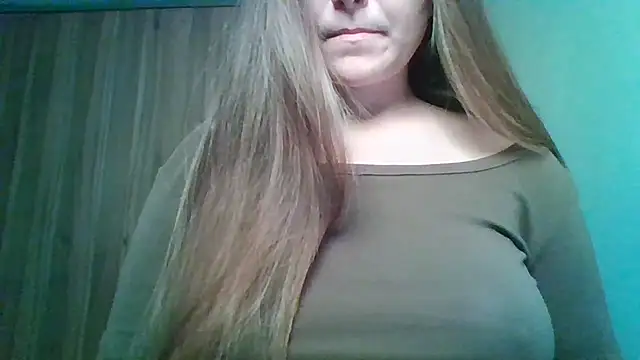 Snapshot of Evasapples chatting on 26, 6, 2026 Evasapples online show from 26, 6, 2026
