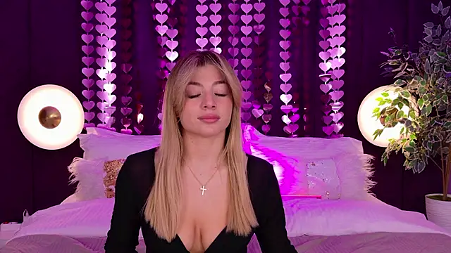 Snapshot of HelenaMorgan chatting on 20, 2, 2026 HelenaMorgan online show from 20, 2, 2026