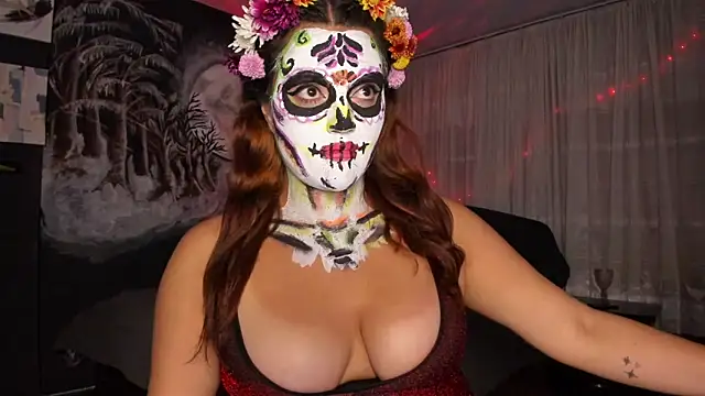 Snapshot of becca_diamond chatting on 11, 10, 2025 becca diamond online show from 11, 10, 2025