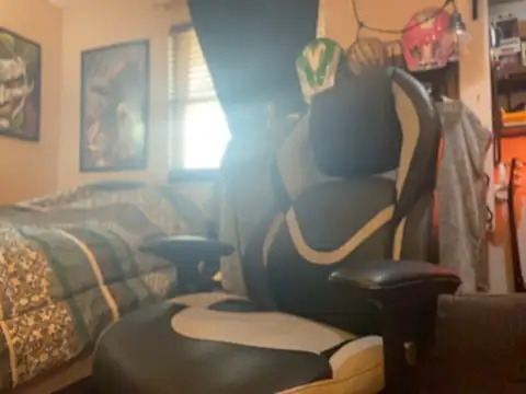 slutty guy12 online show from 6, 2, 2025