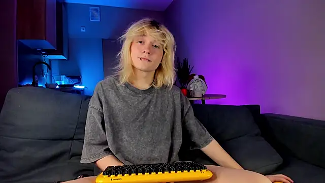 Snapshot of Gregory_Byyrd chatting on 27, 12, 2024 Gregory Byyrd online show from 27, 12, 2024