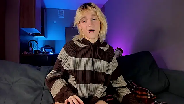 Snapshot of Gregory_Byyrd chatting on 29, 12, 2024 Gregory Byyrd online show from 29, 12, 2024