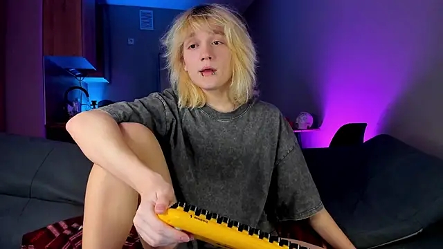 Snapshot of Gregory_Byyrd chatting on 5, 1, 2025 Gregory Byyrd online show from 5, 1, 2025