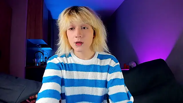 Snapshot of Gregory_Byyrd chatting on 6, 1, 2025 Gregory Byyrd online show from 6, 1, 2025