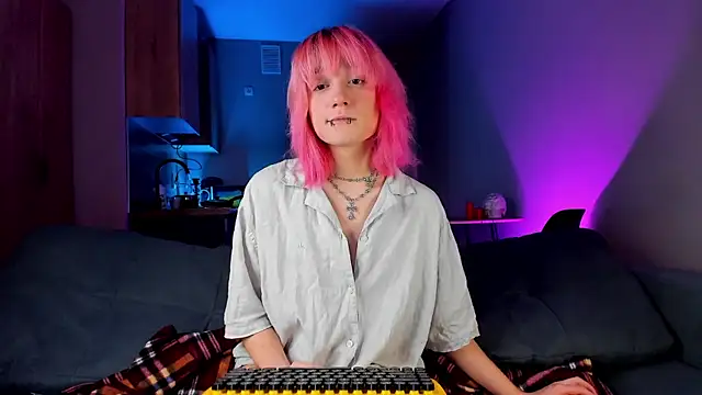 Snapshot of Gregory_Byyrd chatting on 7, 1, 2025 Gregory Byyrd online show from 7, 1, 2025