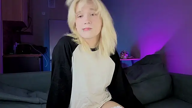 Snapshot of Gregory_Byyrd chatting on 2, 10, 2025 Gregory Byyrd online show from 2, 10, 2025