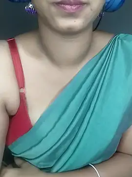 Snapshot of Sexy-Shalinii chatting on 3, 3, 2025 Sexy-Shalinii online show from 3, 3, 2025