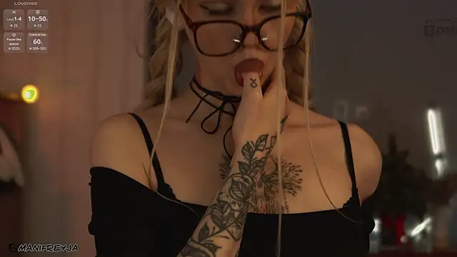 ManiFreyja online show from 9, 2, 2026