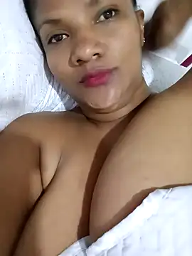 Snapshot of alejandraboobs07 chatting on 15, 12, 2024 alejandraboobs07 online show from 15, 12, 2024