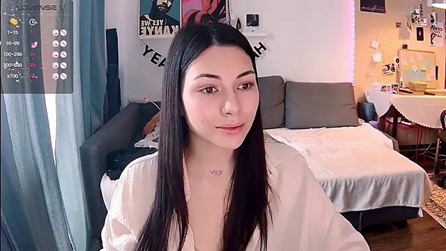 valorant girl online show from 10, 3, 2026