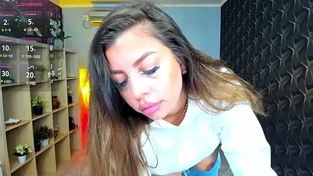 Snapshot of nicolee___19 chatting on 29, 1, 2025 nicolee 19 online show from 29, 1, 2025