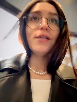 meow girl online show from 3, 4, 2026