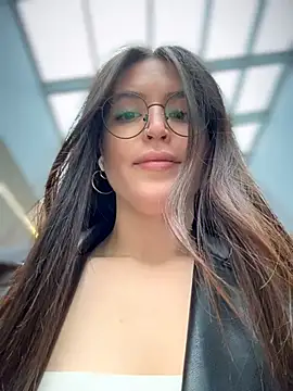 meow girl online show from 7, 4, 2026