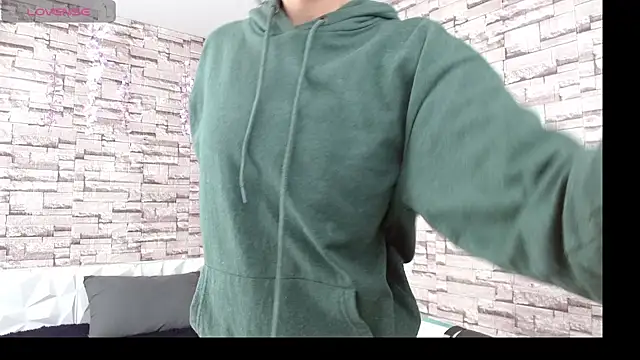 Snapshot of Vanse_lust chatting on 17, 9, 2025 Vanse lust online show from 17, 9, 2025