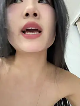 Snapshot of xyebobs chatting on 1, 1, 2025 xyebobs online show from 1, 1, 2025