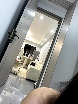 Snapshot of xyebobs chatting on 28, 10, 2025 xyebobs online show from 28, 10, 2025