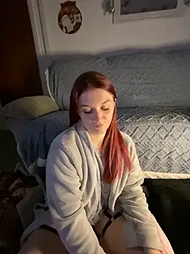 Snapshot of Stoner_BarbieXX chatting on 5, 12, 2024 Stoner BarbieXX online show from 5, 12, 2024