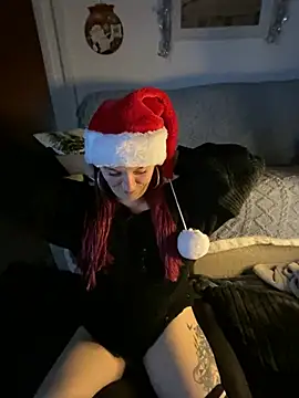 Snapshot of Stoner_BarbieXX chatting on 24, 12, 2024 Stoner BarbieXX online show from 24, 12, 2024