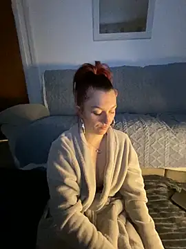 Snapshot of Stoner_BarbieXX chatting on 14, 1, 2025 Stoner BarbieXX online show from 14, 1, 2025