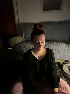 Snapshot of Stoner_BarbieXX chatting on 15, 1, 2025 Stoner BarbieXX online show from 15, 1, 2025