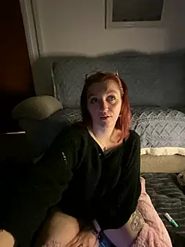 Snapshot of Stoner_BarbieXX chatting on 20, 1, 2025 Stoner BarbieXX online show from 20, 1, 2025