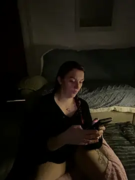 Snapshot of Stoner_BarbieXX chatting on 9, 2, 2025 Stoner BarbieXX online show from 9, 2, 2025