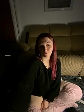 Snapshot of Stoner_BarbieXX chatting on 23, 2, 2025 Stoner BarbieXX online show from 23, 2, 2025