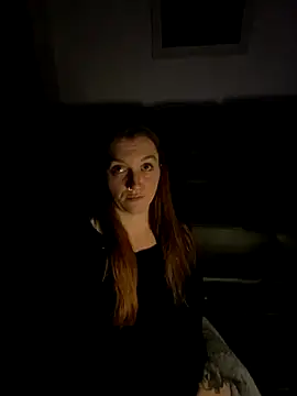 Snapshot of Stoner_BarbieXX chatting on 29, 10, 2025 Stoner BarbieXX online show from 29, 10, 2025