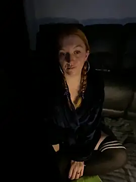 Stoner BarbieXX online show from 11, 11, 2025