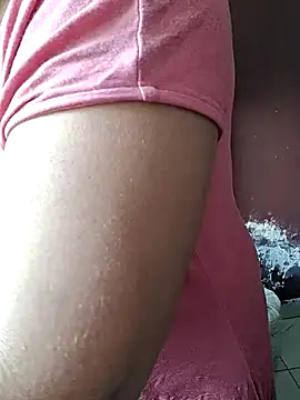 Snapshot of milf-kaira chatting on 10, 12, 2024 milf-kaira online show from 10, 12, 2024