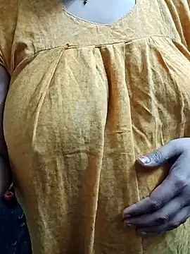 Snapshot of milf-kaira chatting on 15, 12, 2024 milf-kaira online show from 15, 12, 2024