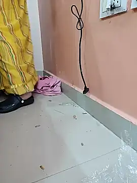 Snapshot of milf-kaira chatting on 16, 12, 2024 milf-kaira online show from 16, 12, 2024