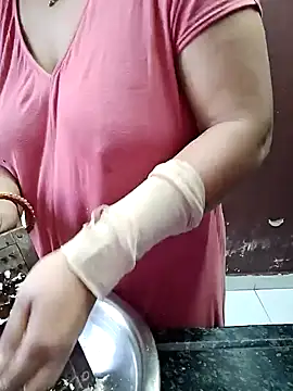 Snapshot of milf-kaira chatting on 27, 12, 2024 milf-kaira online show from 27, 12, 2024