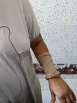 Snapshot of milf-kaira chatting on 7, 1, 2025 milf-kaira online show from 7, 1, 2025