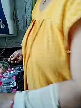 Snapshot of milf-kaira chatting on 11, 1, 2025 milf-kaira online show from 11, 1, 2025