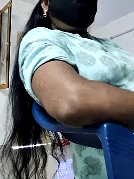 Snapshot of Tamilrojanew chatting on 13, 6, 2026 Tamilrojanew online show from 13, 6, 2026