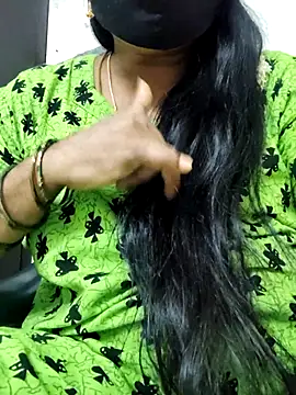 Snapshot of Tamilrojanew chatting on 3, 7, 2026 Tamilrojanew online show from 3, 7, 2026