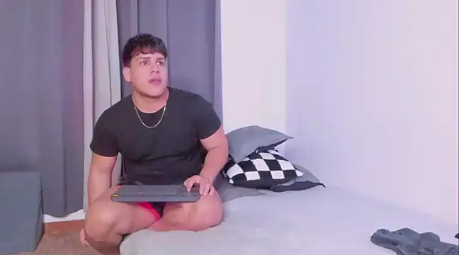 Snapshot of Khail68 chatting on 19, 1, 2025 Khail68 online show from 19, 1, 2025