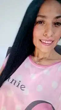 Snapshot of chloewildd_ chatting on 18, 12, 2024 chloewildd online show from 18, 12, 2024