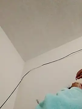 Snapshot of chloewildd_ chatting on 4, 1, 2025 chloewildd online show from 4, 1, 2025