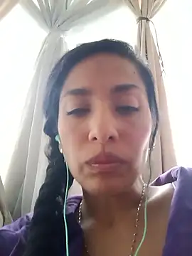 Snapshot of chloewildd_ chatting on 2, 11, 2025 chloewildd online show from 2, 11, 2025