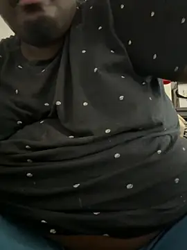 Snapshot of BigBossaNova69 chatting on 8, 9, 2025 BigBossaNova69 online show from 8, 9, 2025