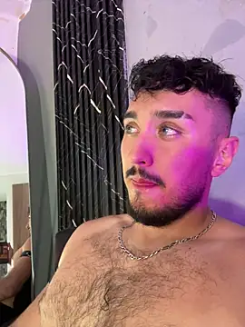 Snapshot of Zionmattis chatting on 7, 4, 2026 Zionmattis online show from 7, 4, 2026