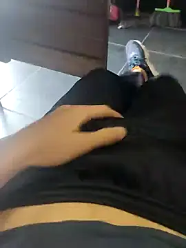 Juliano69xv online show from 4, 12, 2025