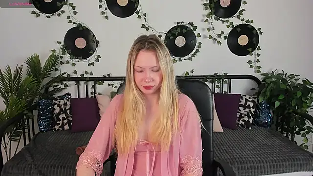 AnnAbbey online show from 5, 3, 2025