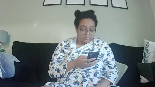 vanilla chocolate23 online show from 24, 10, 2025