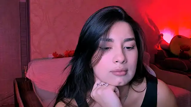 Snapshot of Swee_Alicee chatting on 23, 10, 2025 Swee Alicee online show from 23, 10, 2025