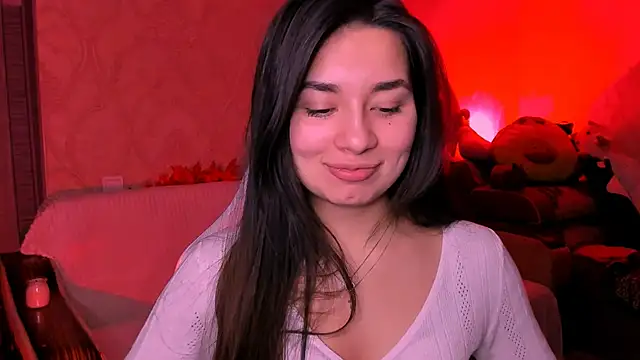 Snapshot of Swee_Alicee chatting on 18, 11, 2025 Swee Alicee online show from 18, 11, 2025